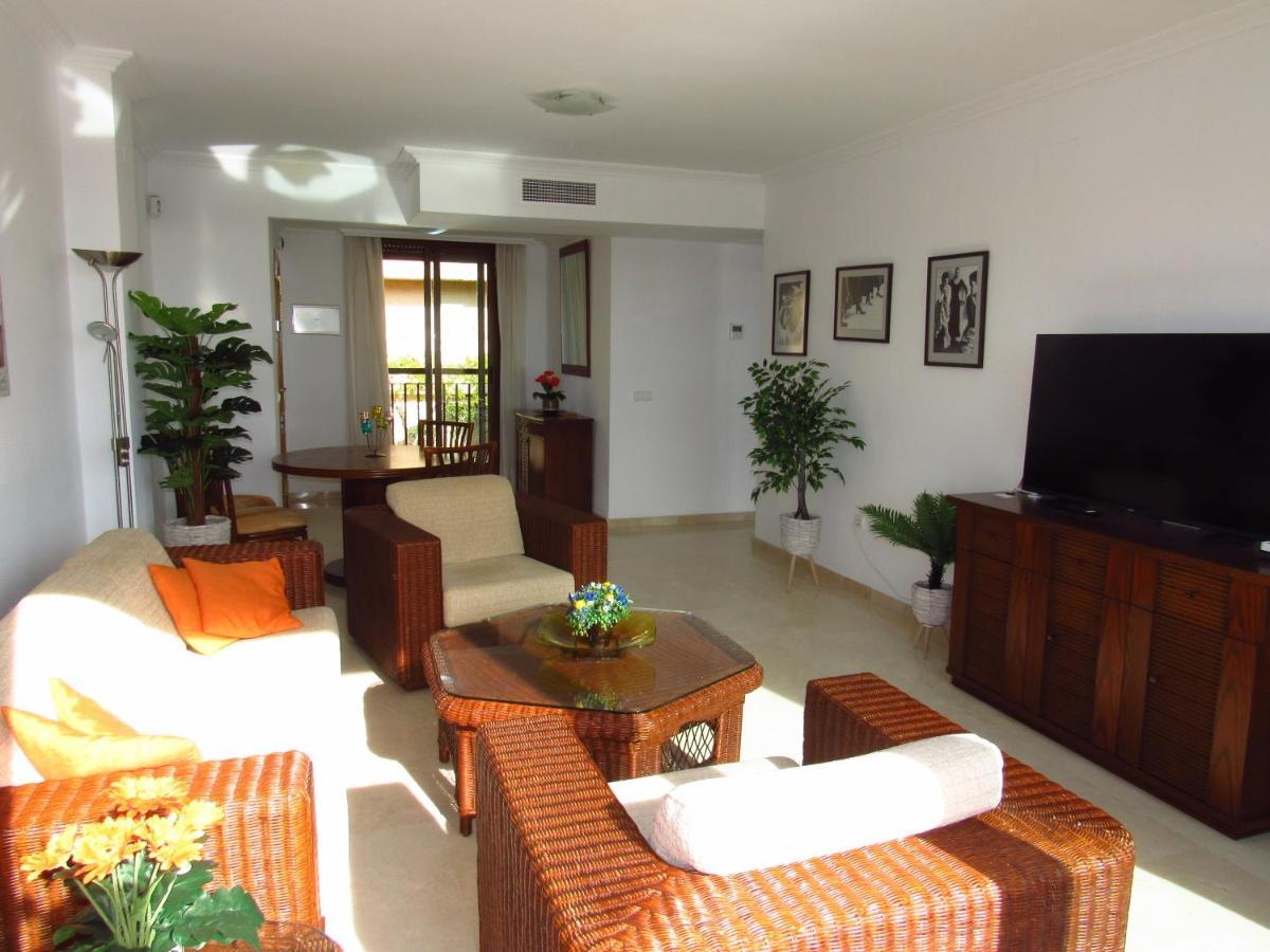 Апартаменты Penthouse Benalvistas Torregolf Seaview Бенальмадена Экстерьер фото