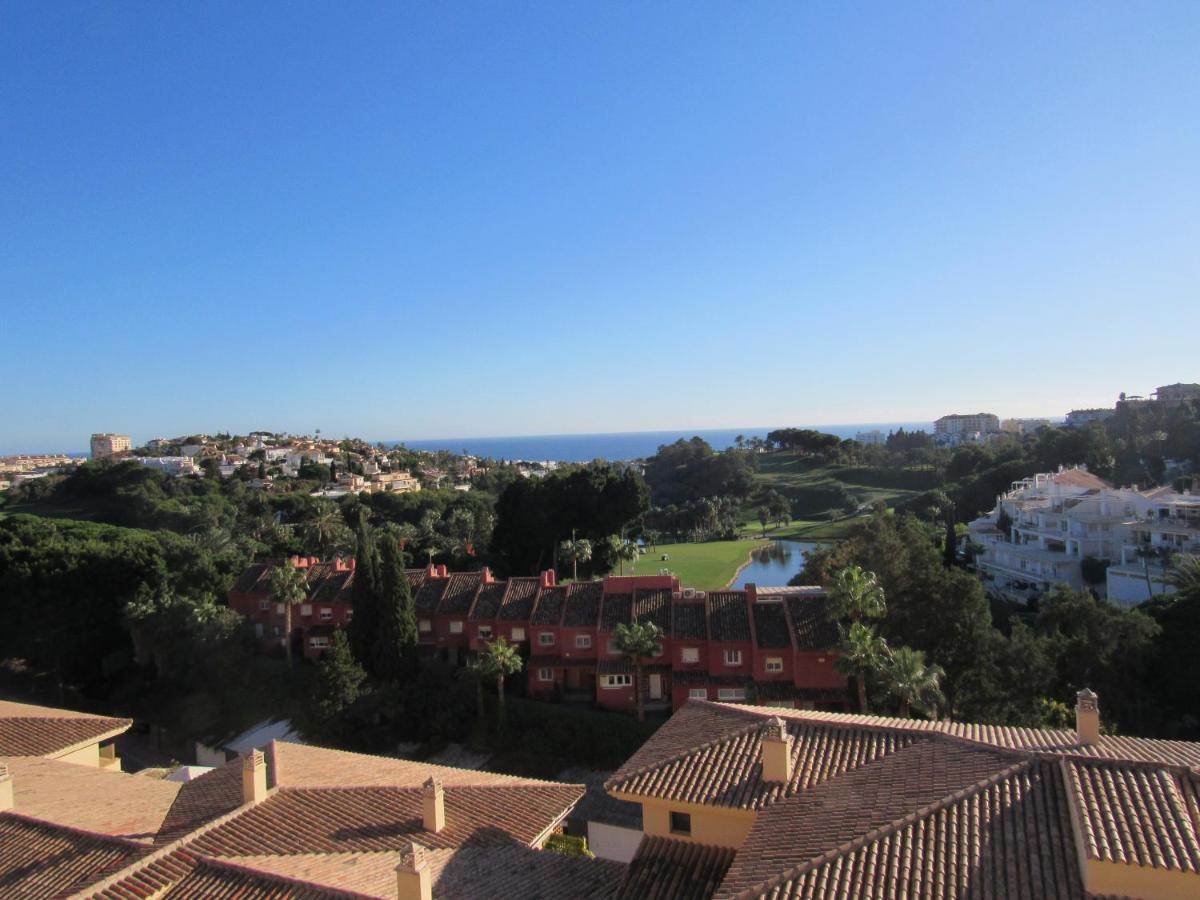 Апартаменты Penthouse Benalvistas Torregolf Seaview Бенальмадена Экстерьер фото