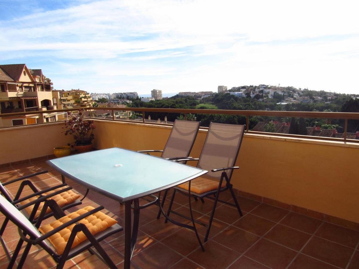 Апартаменты Penthouse Benalvistas Torregolf Seaview Бенальмадена Экстерьер фото
