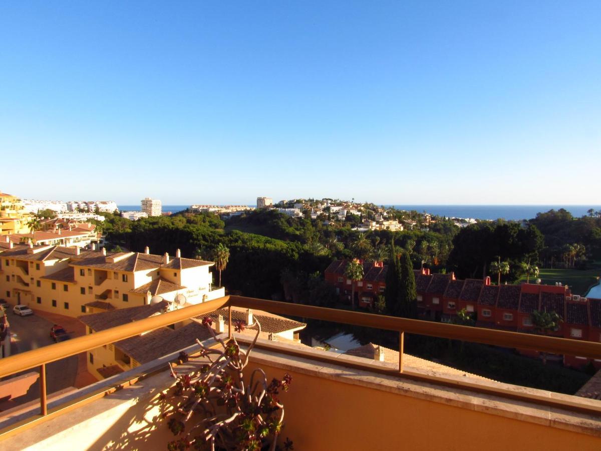 Апартаменты Penthouse Benalvistas Torregolf Seaview Бенальмадена Экстерьер фото